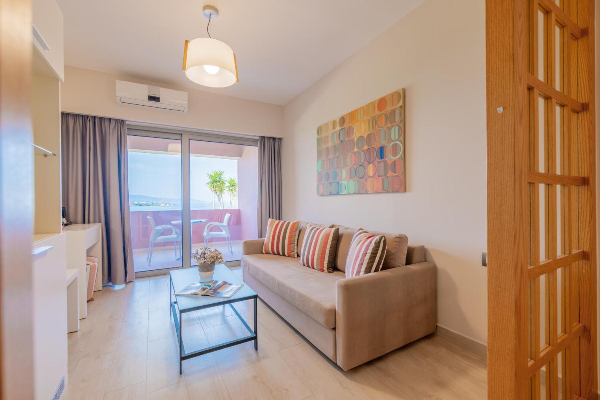 Balcony Boutique Hotel (Adults Only) Циливи Екстериор снимка