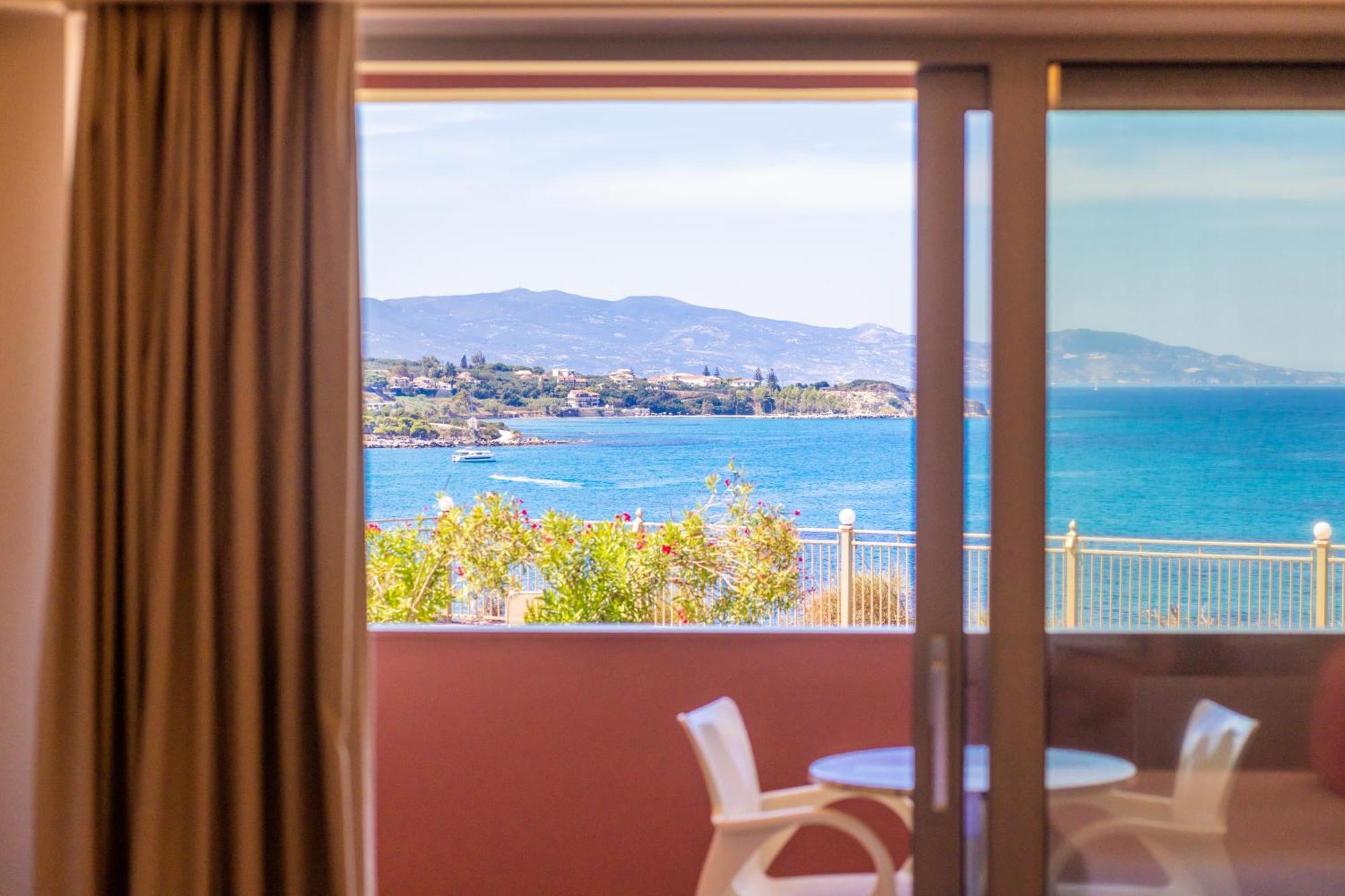 Balcony Boutique Hotel (Adults Only) Циливи Екстериор снимка