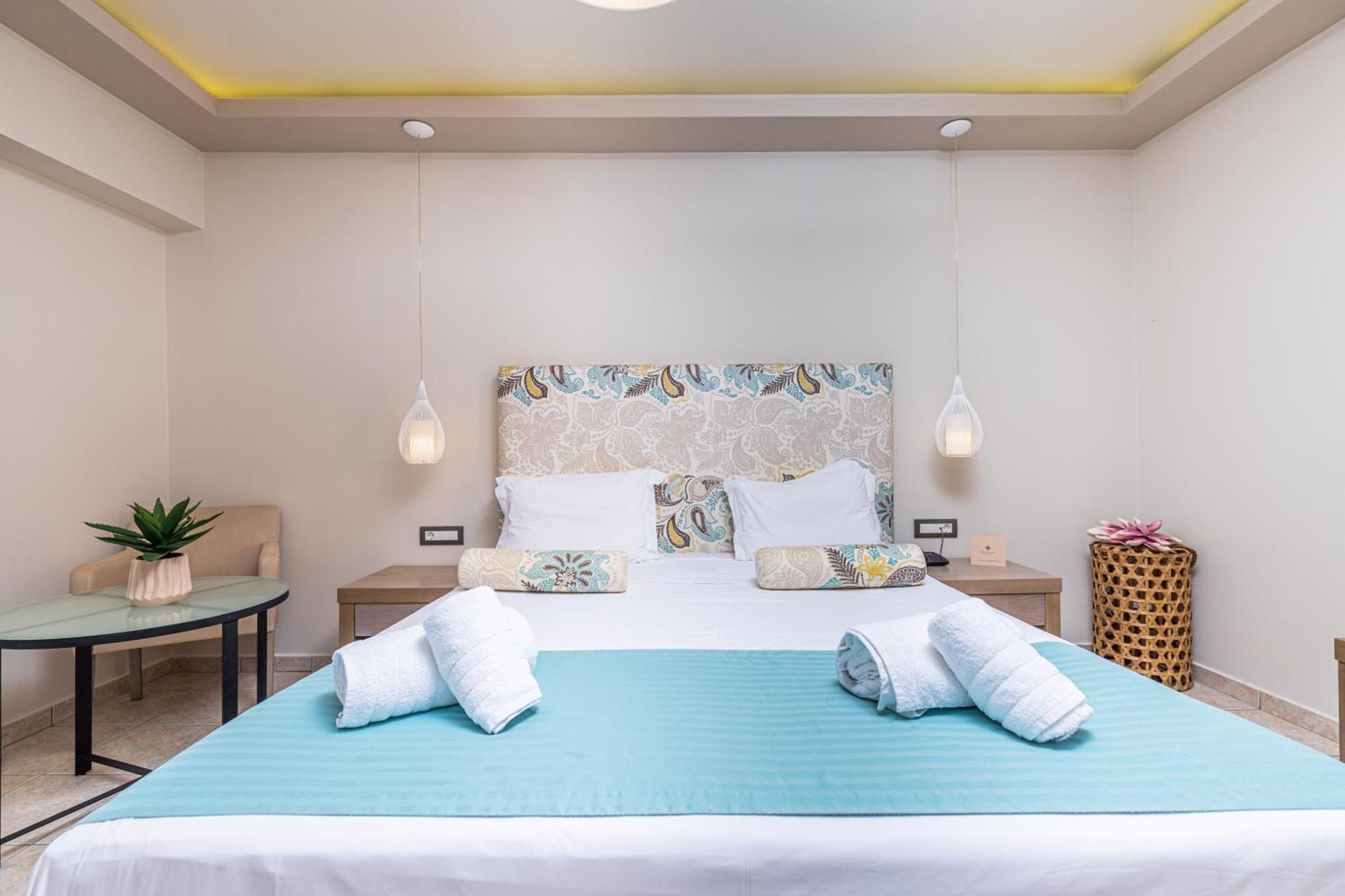 Balcony Boutique Hotel (Adults Only) Циливи Екстериор снимка