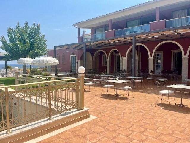 Balcony Boutique Hotel (Adults Only) Циливи Екстериор снимка